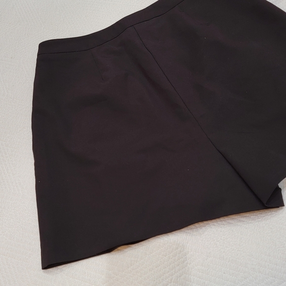 ASOS pleated highrise flowy black shorts - Picture 6 of 12